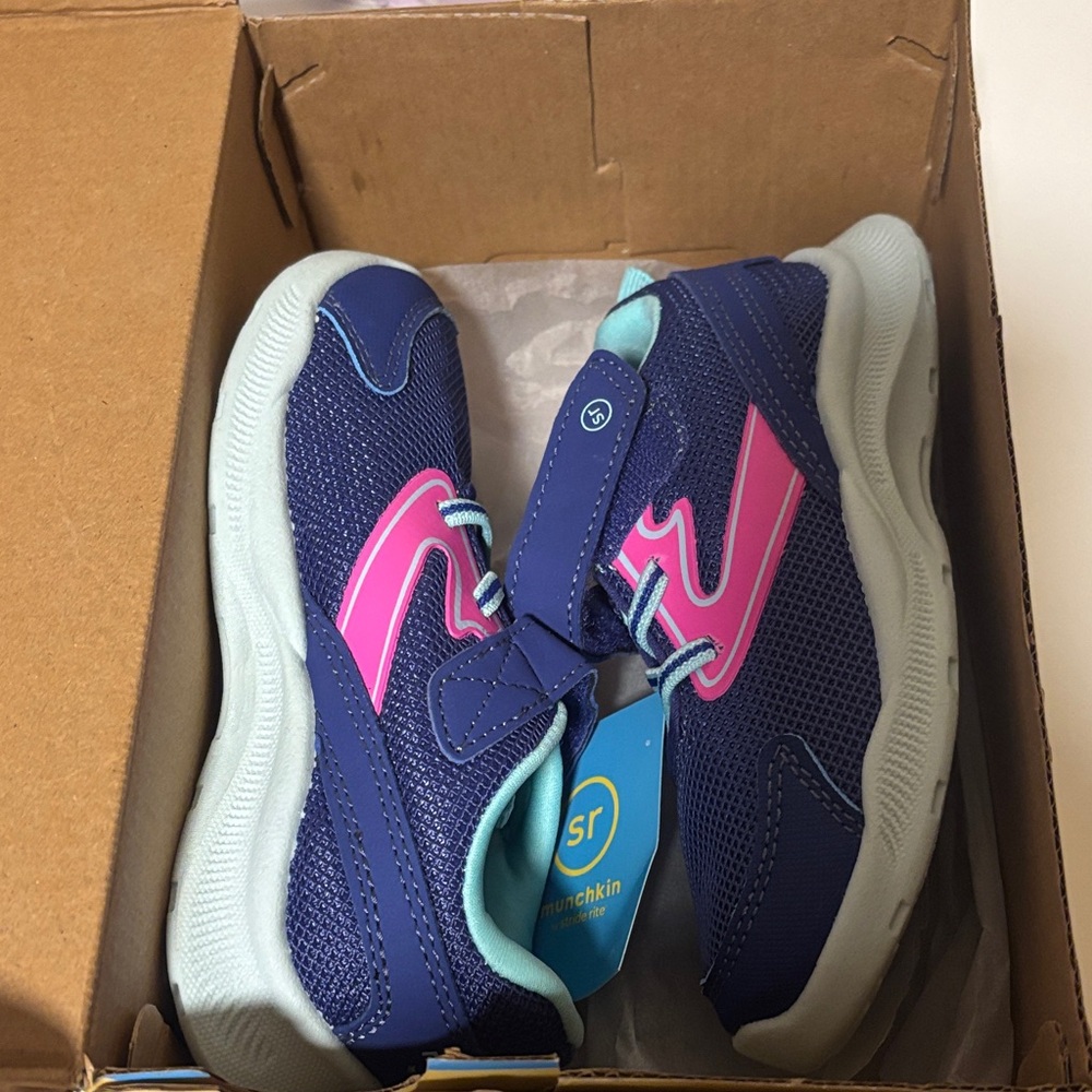 Striderite Kids Sneakers - Navy and Pink